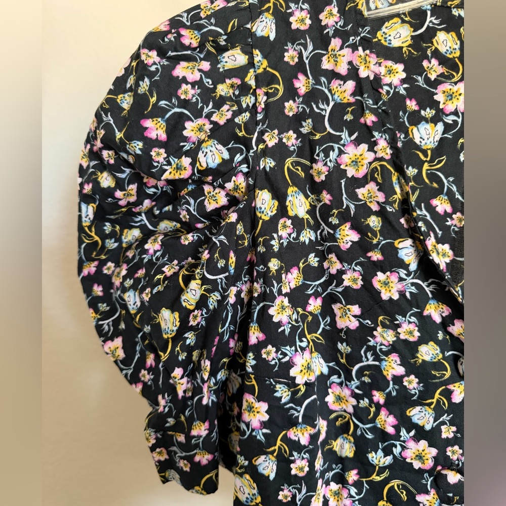 Who What Wear Black Floral Blouse - Picture 4 of 5
